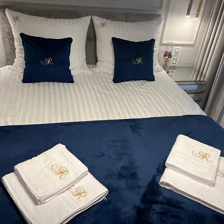 Apartament Rosa De Lux Hotel Mińsk Mazowiecki