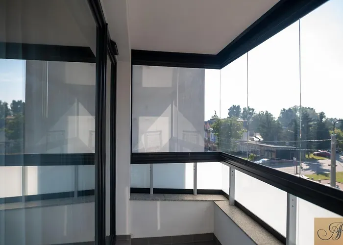 Apartament Rosa De Lux Hotel *